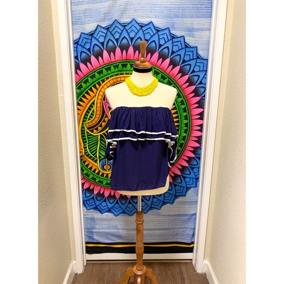 π Stylish Summer favorite top - Picture 2 of 11